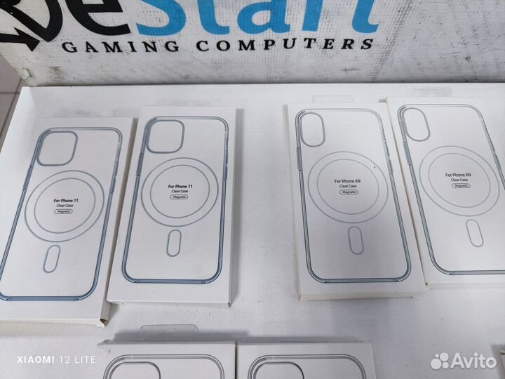 Чехол на iPhone