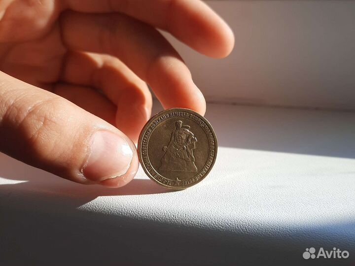 Юбилейные монеты 2013г