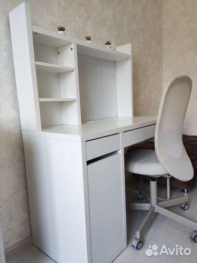 Письменный стол IKEA микке