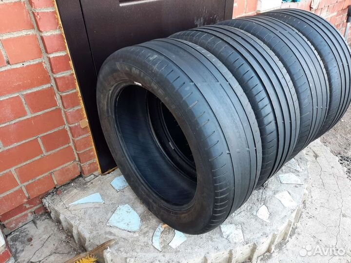 Michelin Pilot Sport 4 235/55 R19 105Y