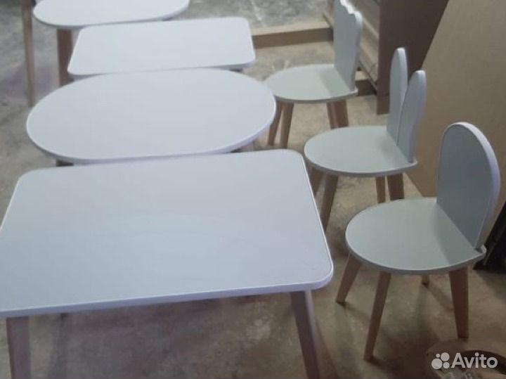 Детский стол и стул