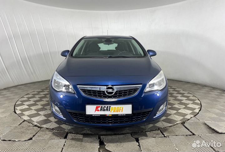 Opel Astra 1.6 AT, 2011, 131 000 км