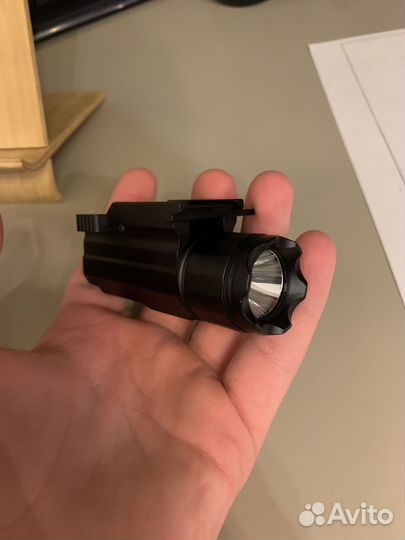 Фонарь подствольный