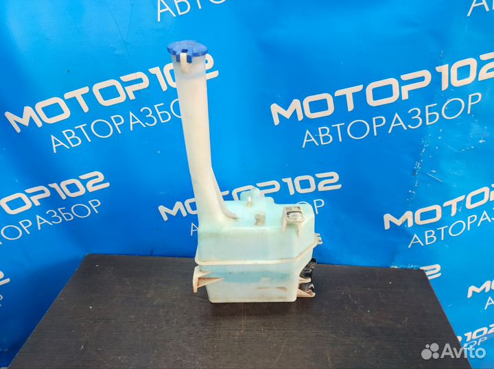 Бачок омывателя с моторчиками Hyundai ix35