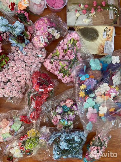 Все для скрапбукинга дыроколы, цветы, шеббиленты