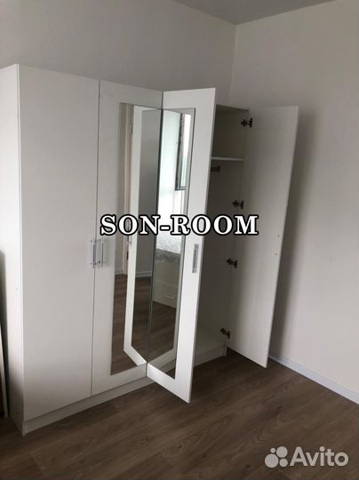 Шкаф с зеркалом