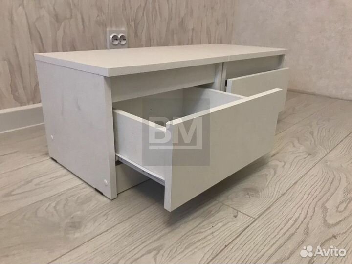 Тумба прикроватная, в наличии