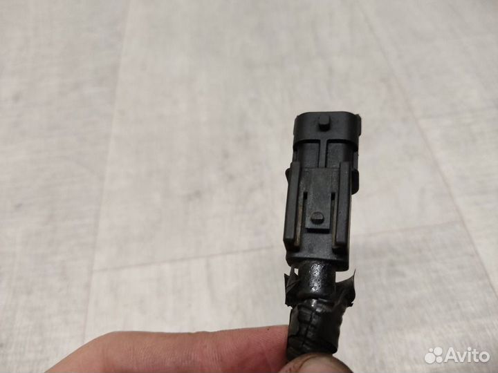 Датчик коленвала Kia Ceed ED 1.6 G4FC 2010