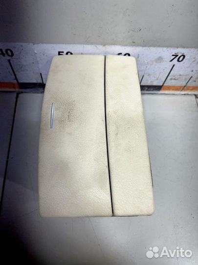 Бардачок Mercedes W221 S