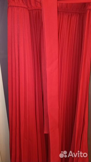 Платье красное 44 размер в отличном состоянии