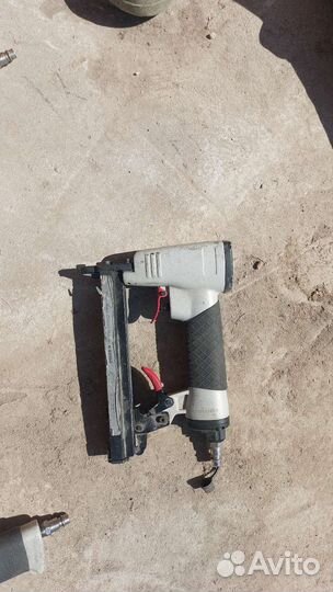 Пневматический пистолет