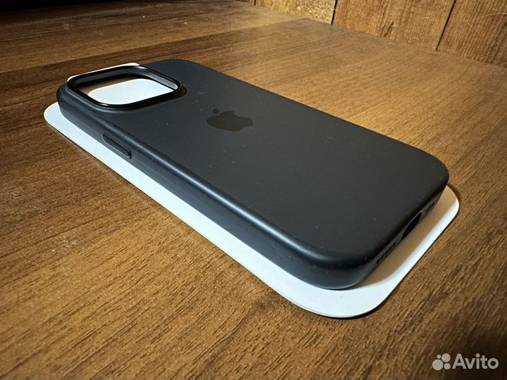 Чехол iPhone 14 Pro Silicone Case Midnight