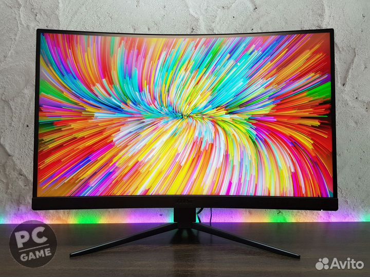 Игровой изогнутый монитор MSI Optix 27