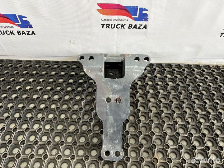 Кронштейн торсиона кабины Iveco Stralis