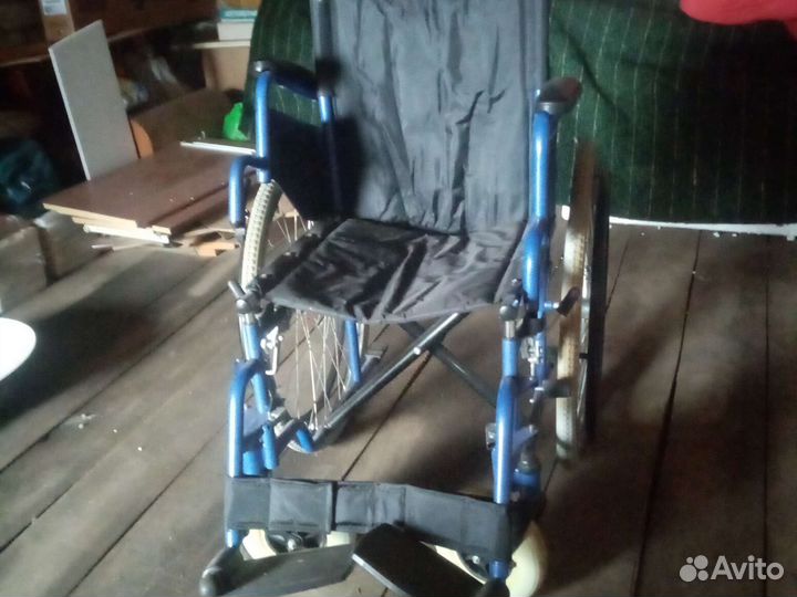Инвалидная коляска