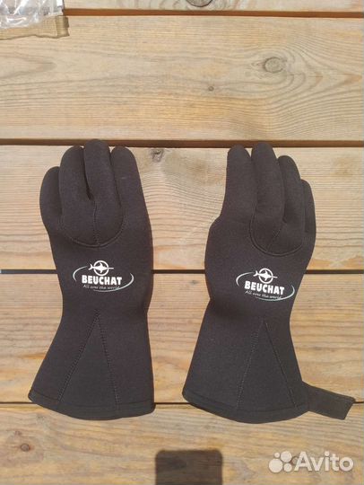 Гидрокостюм