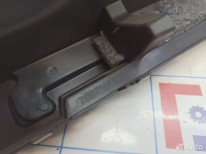 Обшивка багажника задняя левая Renault Kaptur 799124450R