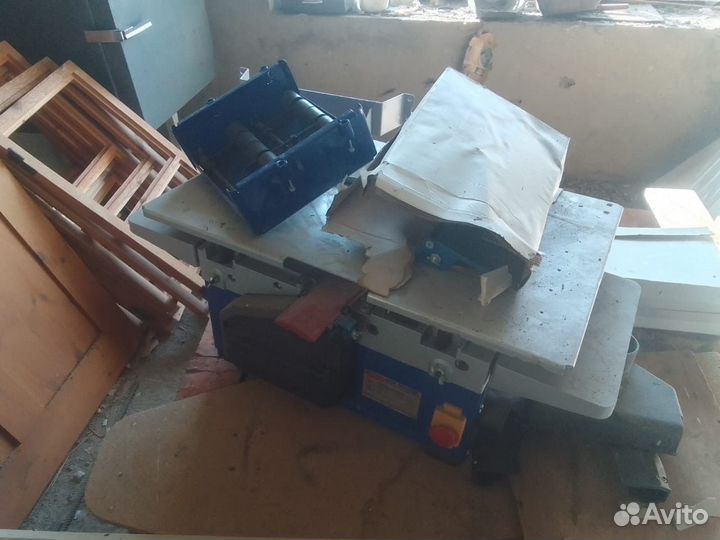 Машина деревообрабатывающая многофункциональная