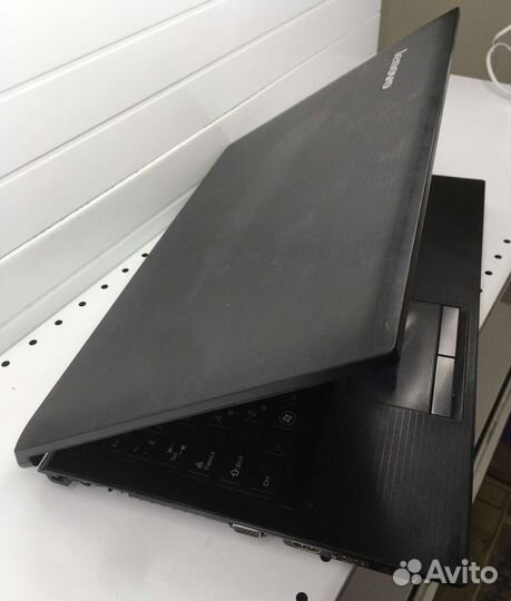 Ноутбук Lenovo IdeaPad B570e