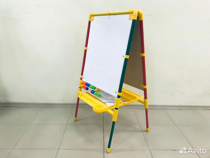 Мольберт двусторонний мсф. /Новый