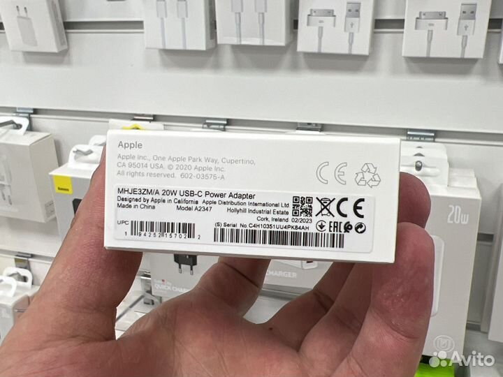 Оригинальные зарядные блоки 20W для iPhone