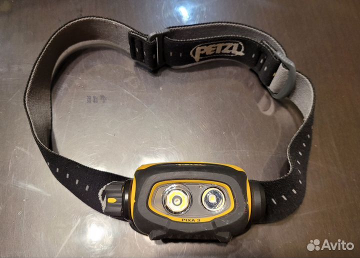 Налобный фонарь Petzl Pixa 3