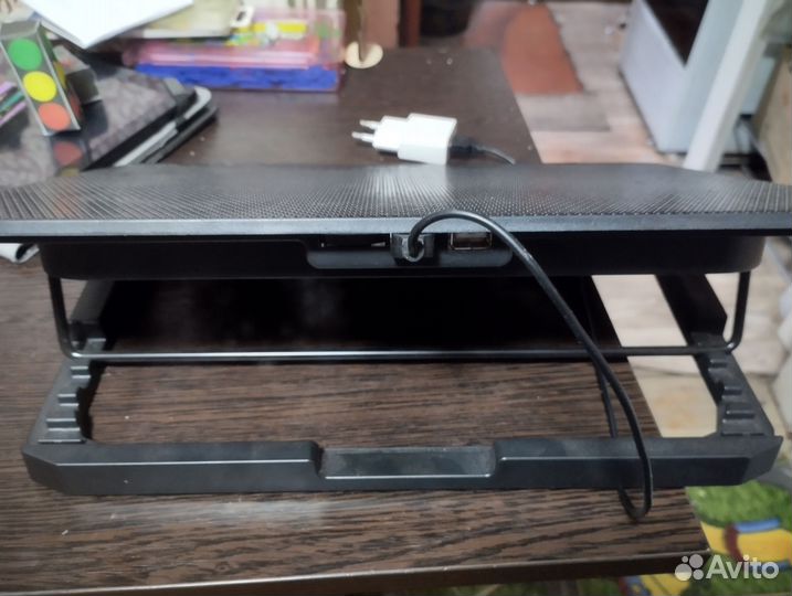 Подставка с охлаждением для ноутбука