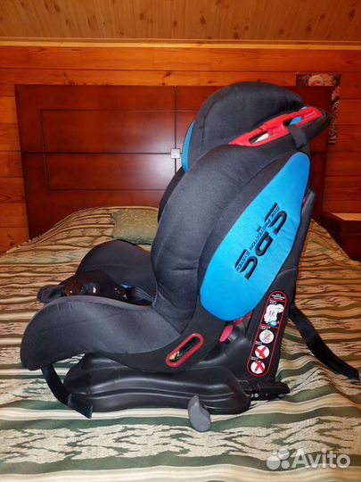 Автокресло с изофикс