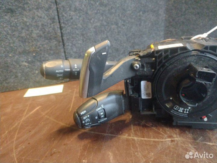 Блок подрулевой Peugeot 3008 2016-2023