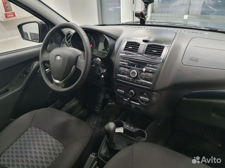LADA Granta 1.6 МТ, 2023