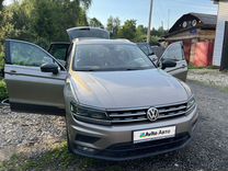 Volkswagen Tiguan 1.4 AMT, 2019, 147 000 км, с пробегом, цена 2 500 000 руб.