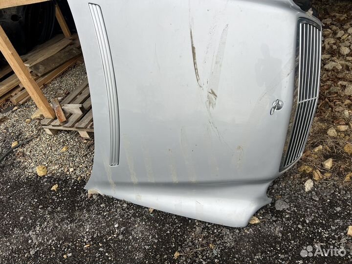 Капот mercedes 210 до рест