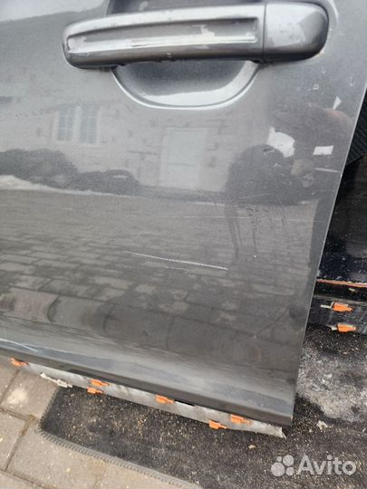 Audi Q7 4L Дверь передняя левая 92066226