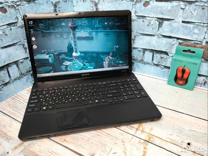 Ноутбук Sony Vaio на Athlon/ RAM 4