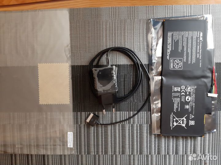 Планшет asus TF300TG