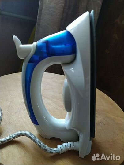 Утюг дорожный