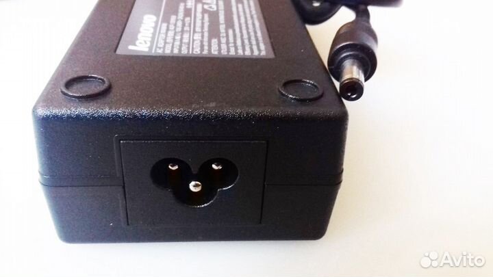 Блок питания Lenovo 20v 6.75a 135w 5.5 x 2.5mm