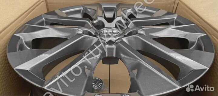 Диски на Toyota Highlander Venza R19