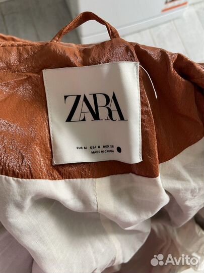 Zara Плащ-дождевик -тренч женский zara