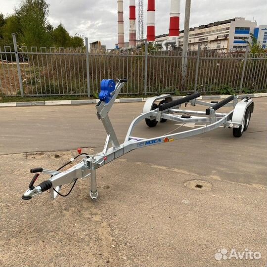 Прицеп для лодок и катеров длиной до 6.2 и весом