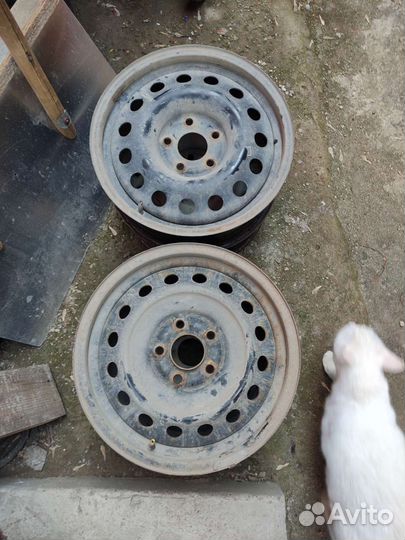 Штампованные диски r16