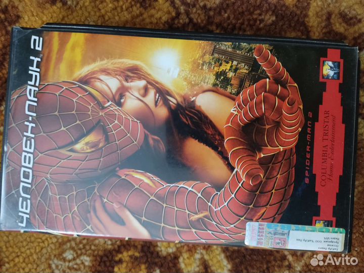 Видеокасеты