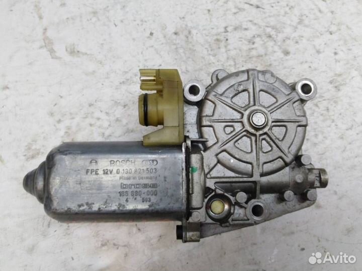 Моторчик переднего правого стеклоподъемника A00482