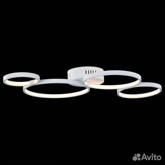 Потолочная люстра Maytoni Olympia MOD448-CL-4-30-W