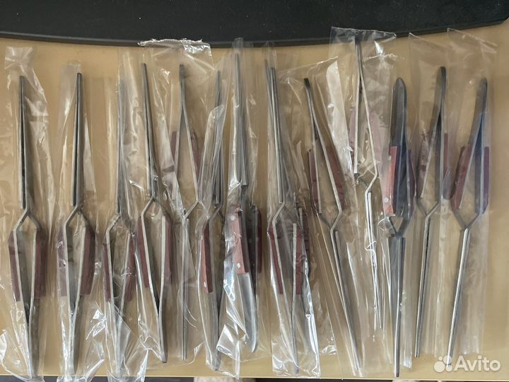 Пинцет, зажим