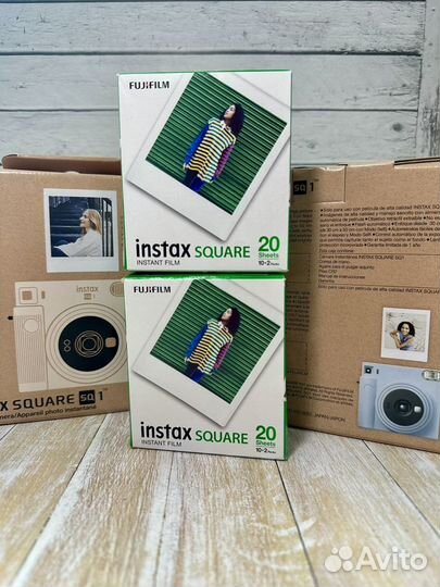 Фотоаппарат Fijifilm Instax Square SQ1