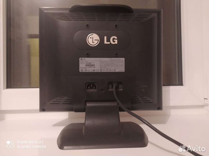 Монитор LG
