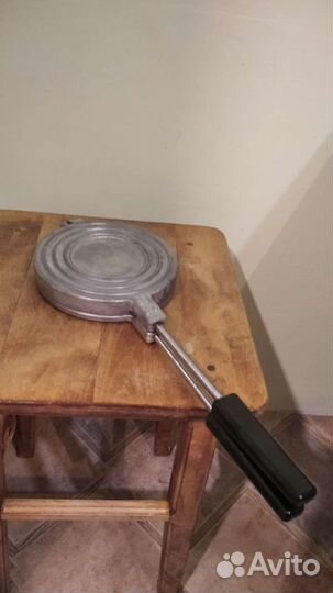 Вафельница орешница СССР