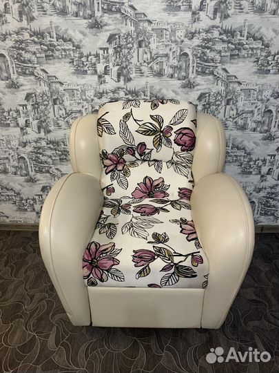 Продам кресло