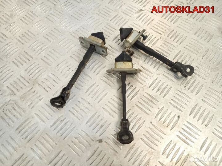 Ограничитель двери Mazda 3 BK bp4k58270g